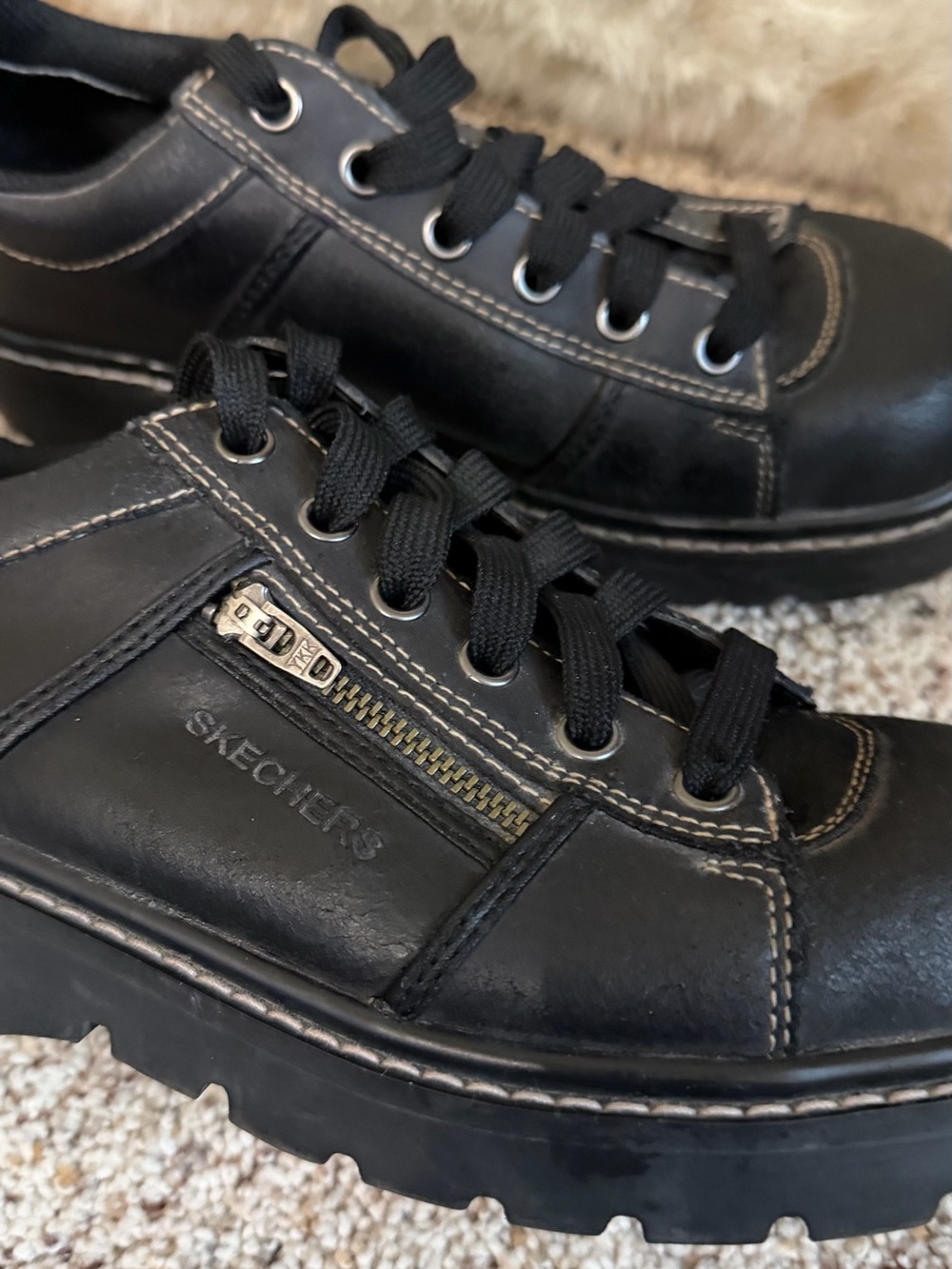 Vintage Black Leather Sketchers Tredd Jammers - Picture 9 of 11